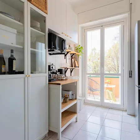 Appartement Yesclusive M4-navigli Milan-unipol Forum-humanitas-vodafone Village