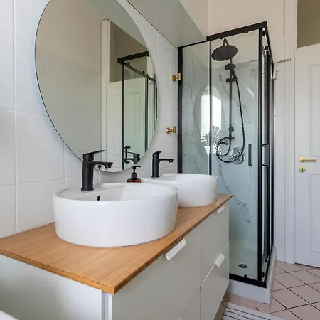 Appartement Yesclusive M4-navigli Milan-unipol Forum-humanitas-vodafone Village *