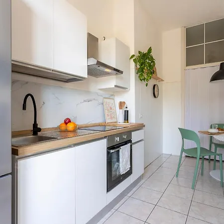 Yesclusive M4-navigli Milan-unipol Forum-humanitas-vodafone Village Appartement *